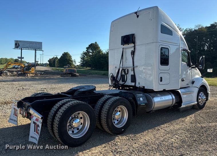 CAMIóN CAMAROTE 2020 KENWORTH