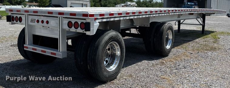 image for item DW7224 2014 East BST flatbed trailer