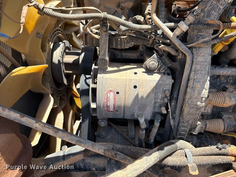 image for item DX5583 2014 Kenworth T680 semi truck