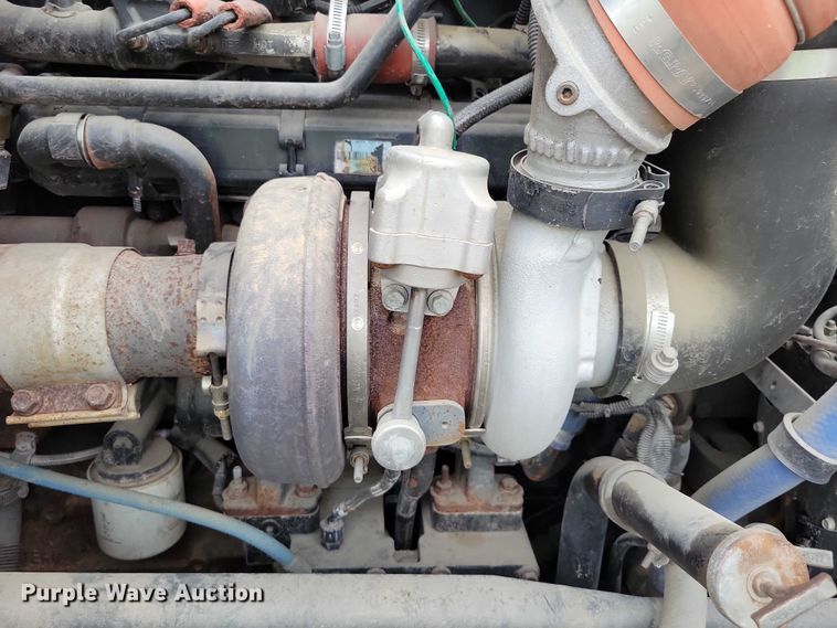 image for item DX7207 2006 Kenworth T800B semi truck