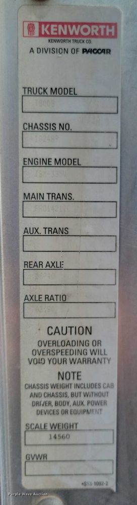 image for item DX7207 2006 Kenworth T800B semi truck