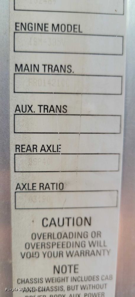 image for item DX7207 2006 Kenworth T800B semi truck