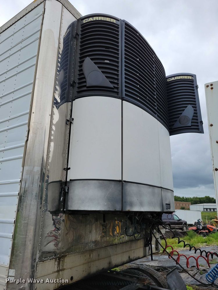 image for item DX7211 2006 Utility refrigerated van trailer