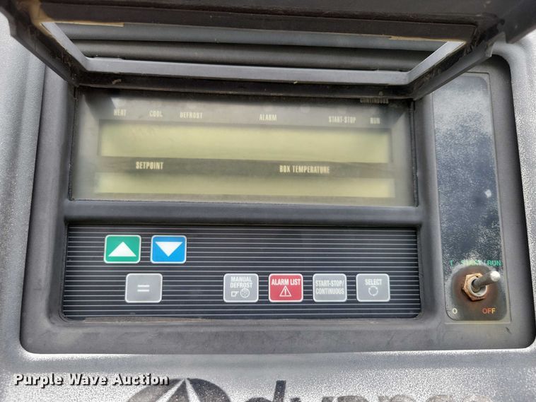 image for item DX7211 2006 Utility refrigerated van trailer