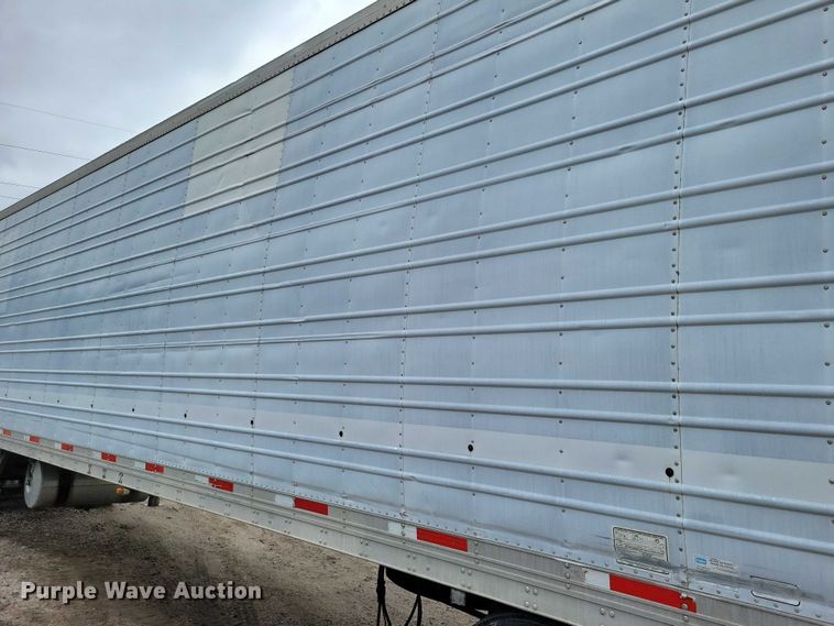 image for item DX7211 2006 Utility refrigerated van trailer
