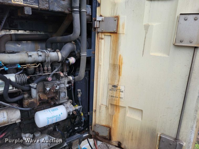 image for item DX7211 2006 Utility refrigerated van trailer