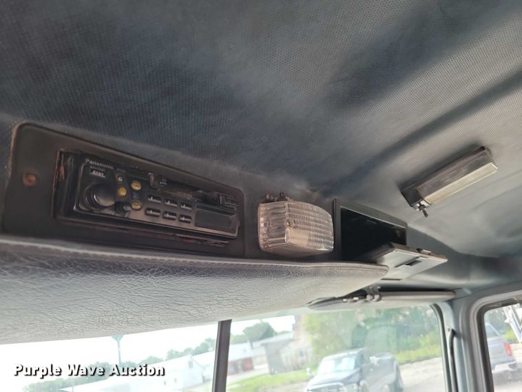 image for item DX7431 1999 Mack CH600 semi truck