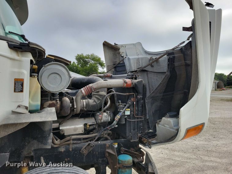 image for item DX7431 1999 Mack CH600 semi truck