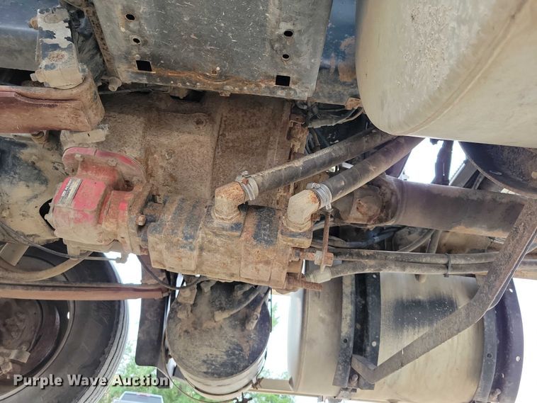 image for item DX7431 1999 Mack CH600 semi truck