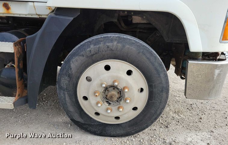 image for item DX7431 1999 Mack CH600 semi truck