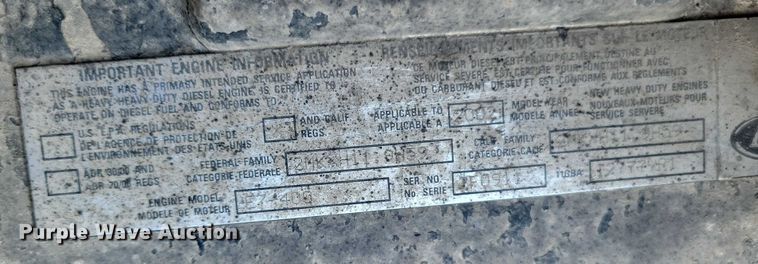 image for item DX7432 2003 Mack CH613 semi truck