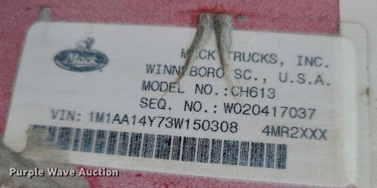 image for item DX7432 2003 Mack CH613 semi truck
