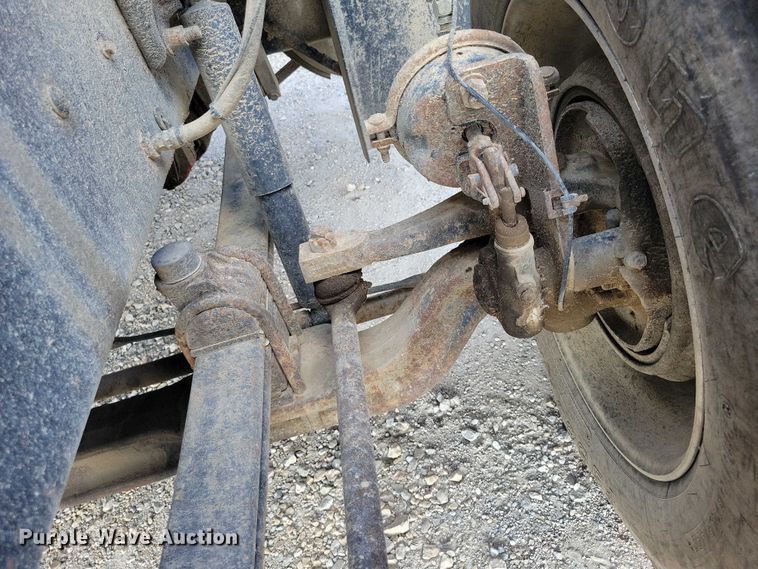 image for item DX7433 1999 Mack CH600 semi truck