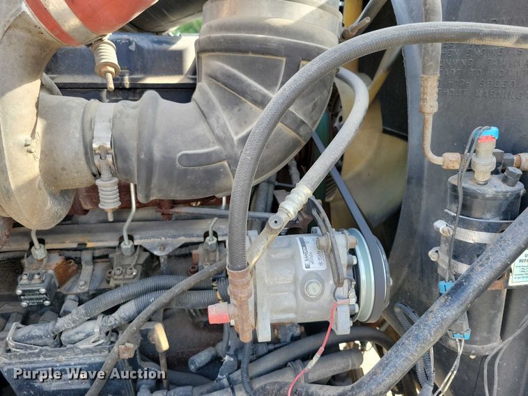 image for item DX7433 1999 Mack CH600 semi truck