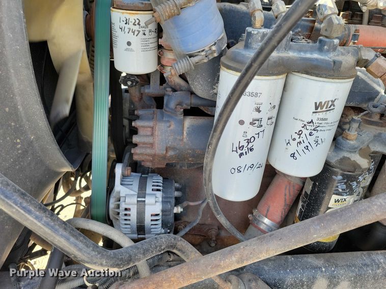 image for item DX7433 1999 Mack CH600 semi truck