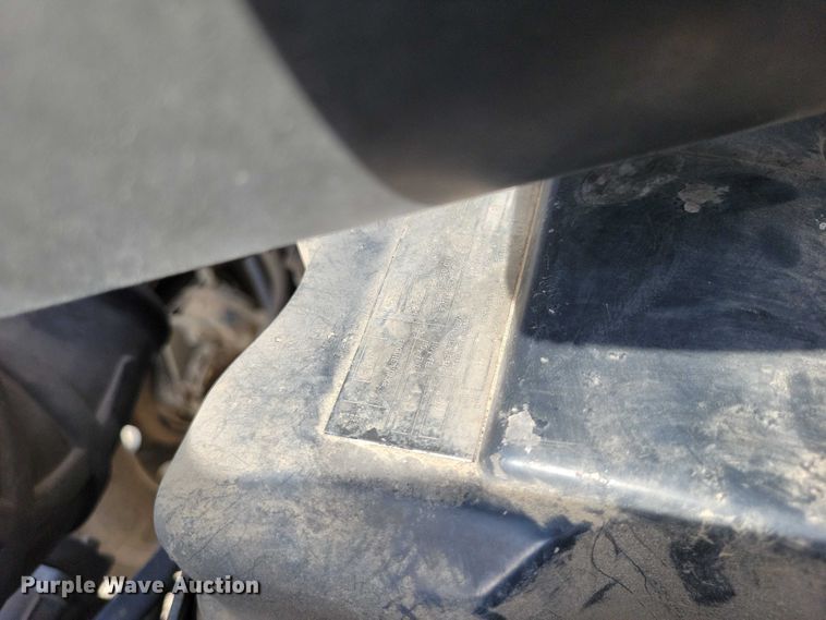 image for item DX7433 1999 Mack CH600 semi truck