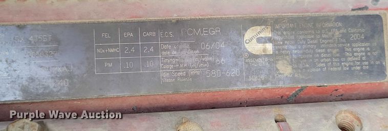 image for item DX7444 2005 International  9200i semi truck