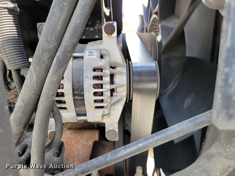 image for item DX7444 2005 International  9200i semi truck