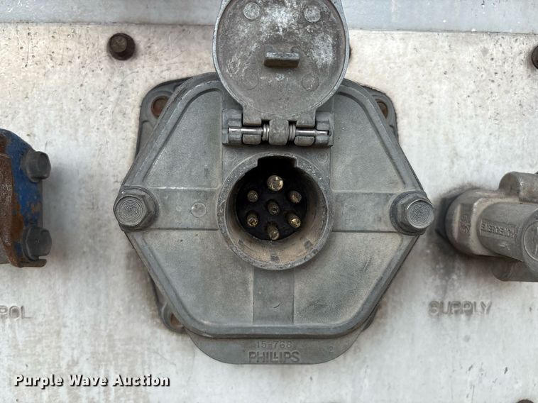 image for item DX7981 2006 Great Dane 7811TZ-1A refrigerated van trailer