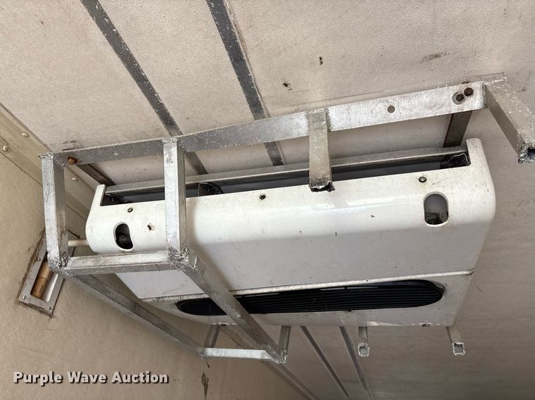 image for item DX7981 2006 Great Dane 7811TZ-1A refrigerated van trailer