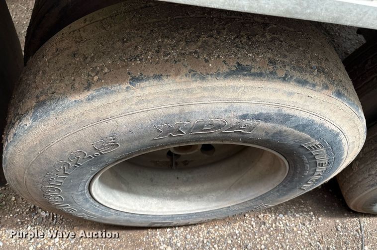 image for item DX7981 2006 Great Dane 7811TZ-1A refrigerated van trailer