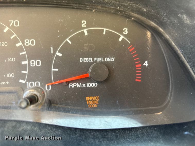 image for item DY0936 2000 Ford F650 water truck