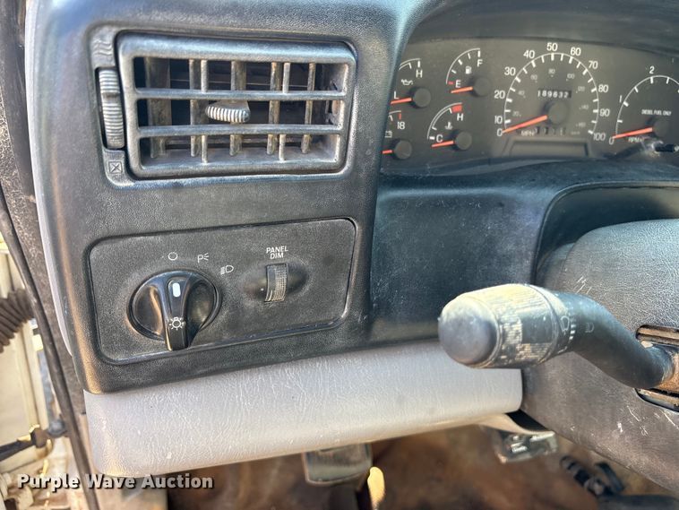 image for item DY0936 2000 Ford F650 water truck