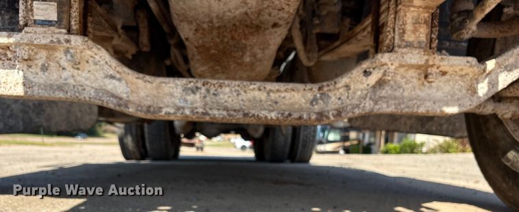 image for item DY0937 2004 Mack CH6000 water truck