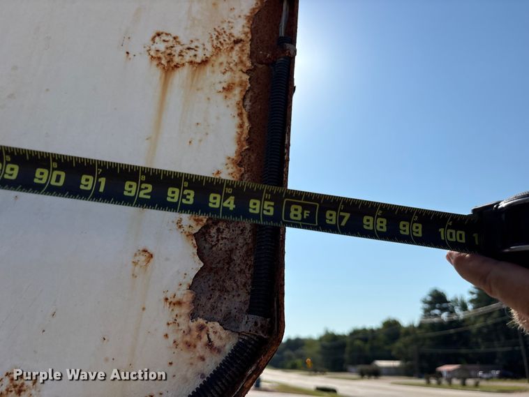 image for item DY0937 2004 Mack CH6000 water truck