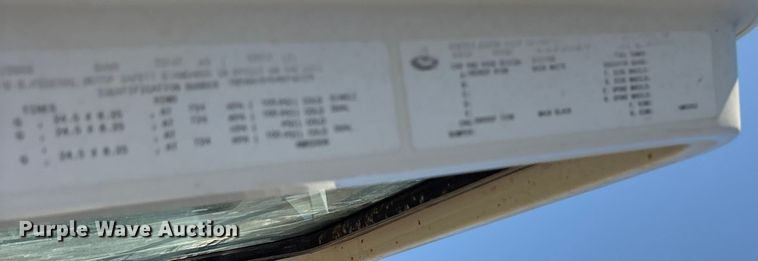 image for item DY0937 2004 Mack CH6000 water truck