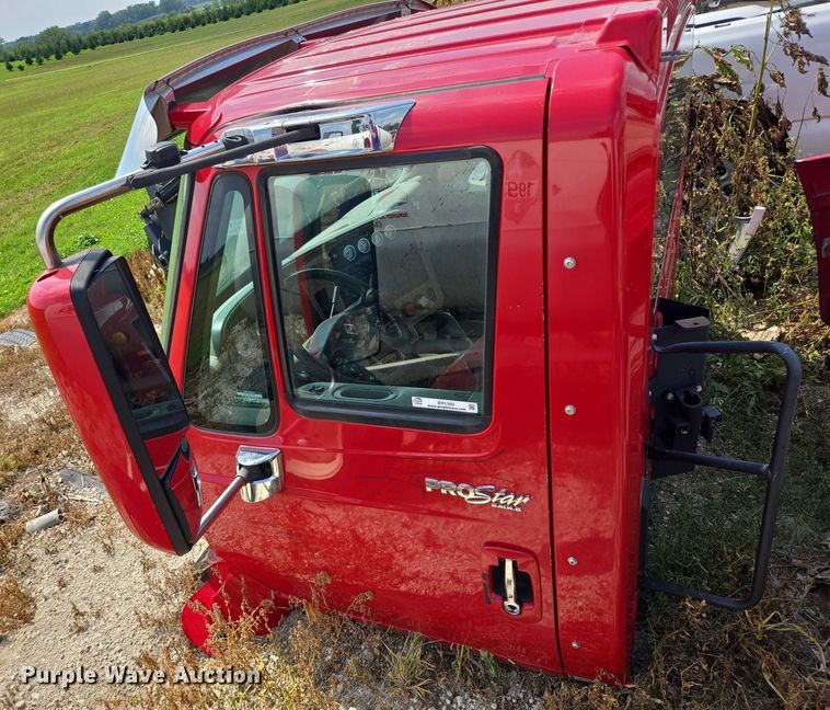 image for item DY1103 2010 International ProStar Eagle Cab