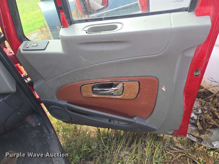 image for item DY1103 2010 International ProStar Eagle Cab