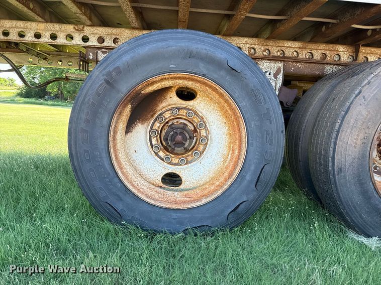 image for item DZ8582 1982 Great Dane 721TZ1B dry van trailer