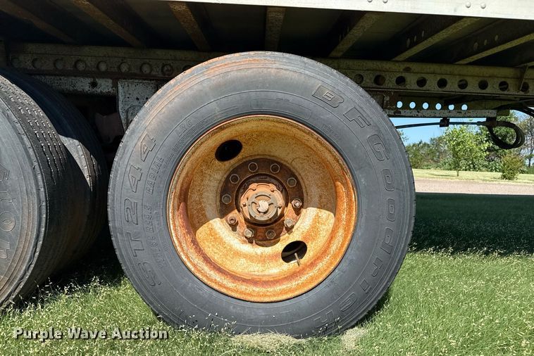 image for item DZ8582 1982 Great Dane 721TZ1B dry van trailer