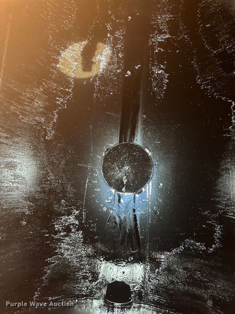 image for item EB2861 1998 Beall BIAST-75-I-SB tank trailer