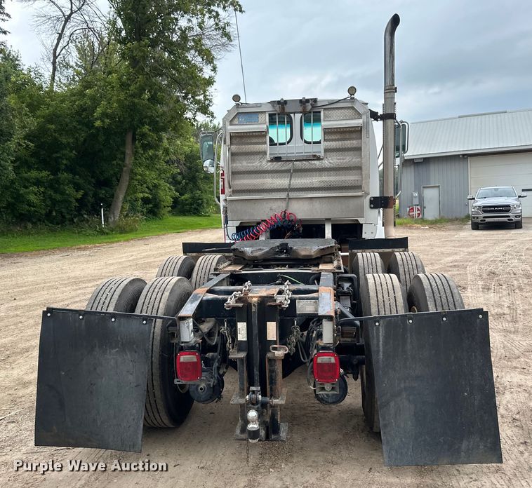 image for item EB2864 2008 Sterling LT semi truck