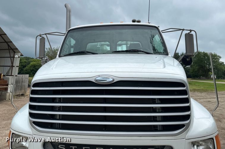 image for item EB2864 2008 Sterling LT semi truck
