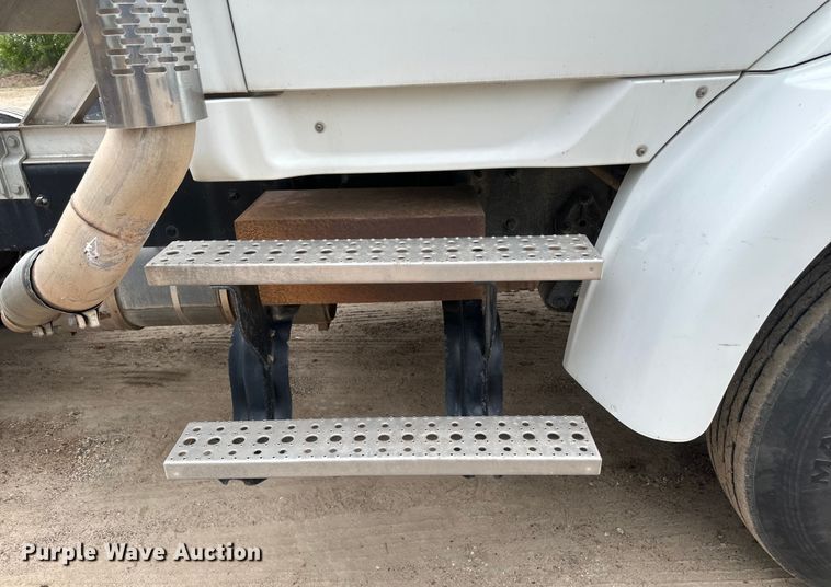 image for item EB2864 2008 Sterling LT semi truck