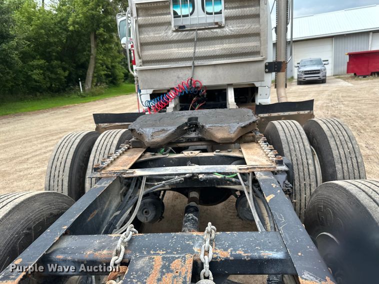 image for item EB2864 2008 Sterling LT semi truck