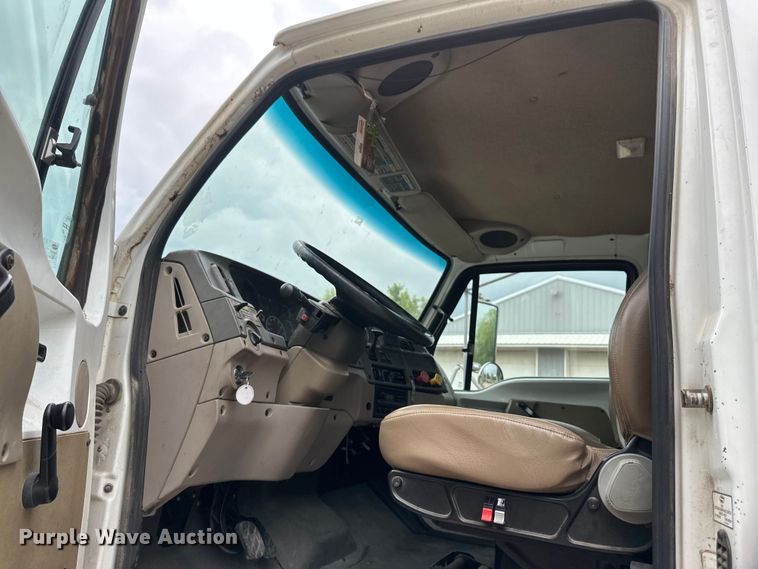 image for item EB2864 2008 Sterling LT semi truck