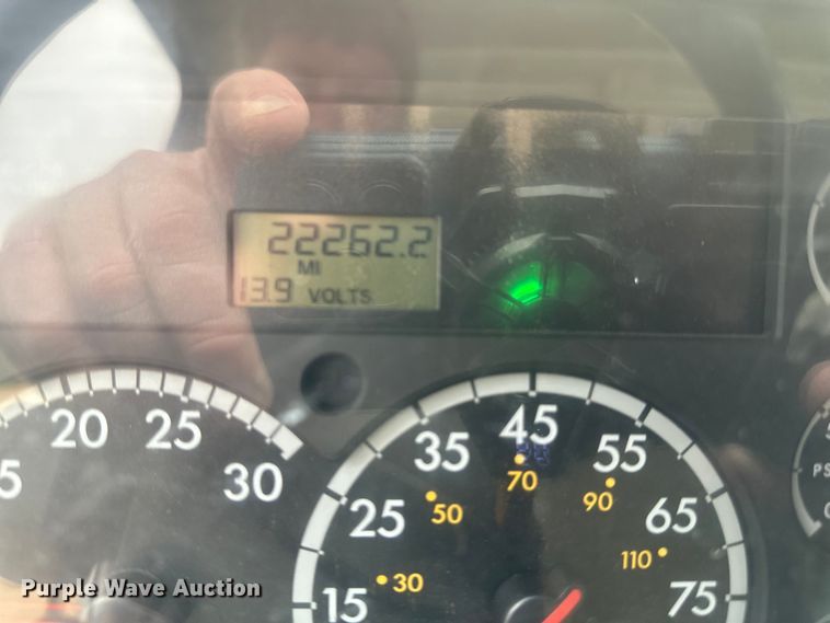 image for item EB2864 2008 Sterling LT semi truck