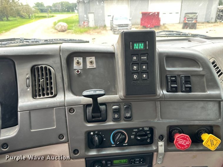 image for item EB2864 2008 Sterling LT semi truck