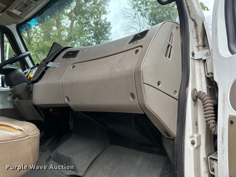 image for item EB2864 2008 Sterling LT semi truck