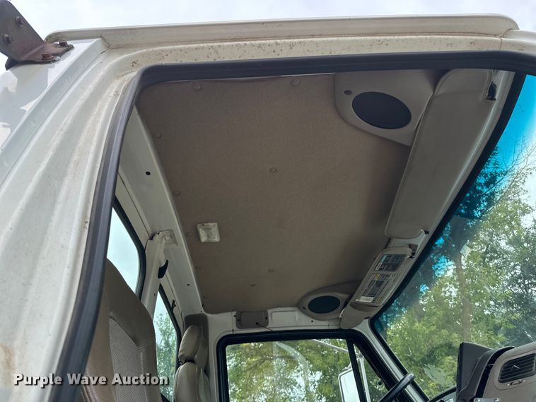 image for item EB2864 2008 Sterling LT semi truck