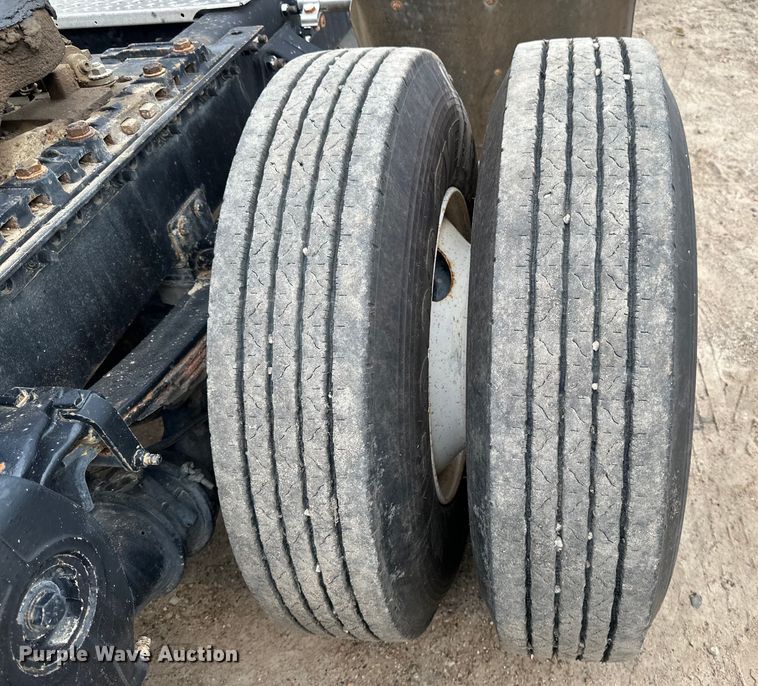 image for item EB2864 2008 Sterling LT semi truck