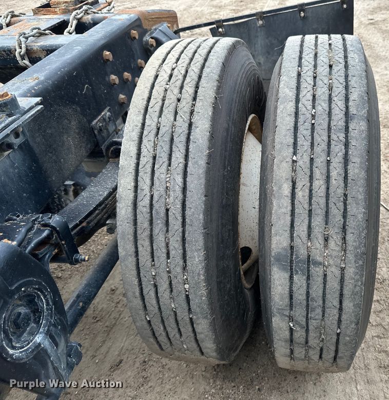 image for item EB2864 2008 Sterling LT semi truck