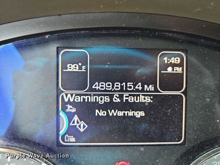 image for item EB8216 2018 Kenworth T680 semi truck