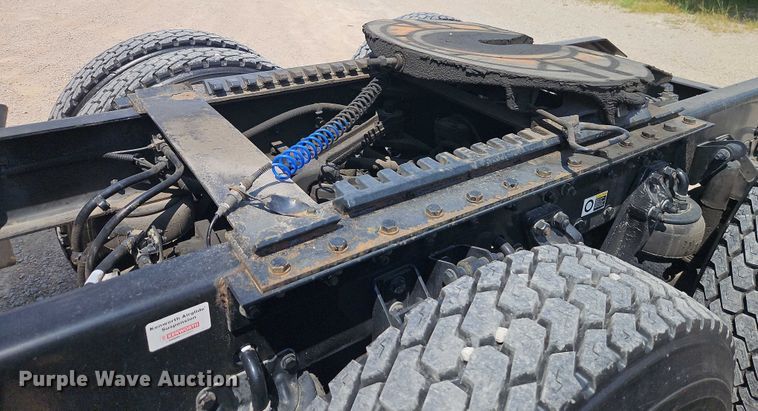 image for item EB8217 2018 Kenworth W9 Series semi truck