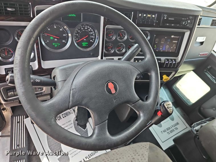 image for item EB8217 2018 Kenworth W9 Series semi truck