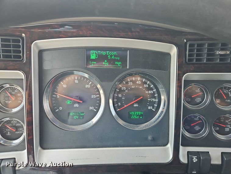 image for item EB8217 2018 Kenworth W9 Series semi truck